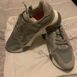 Versace squalo Grey